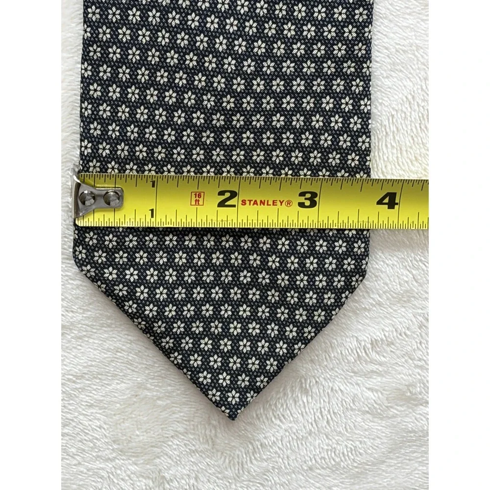 Barneys New York Navy Floral Silk Vintage Necktie Mens OS Excellent